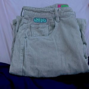 Khaki emrpyes size 9 womens